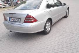 Mercedes C200 2003 godina