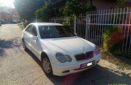 Mercedes-Benz C200 2001 godina
