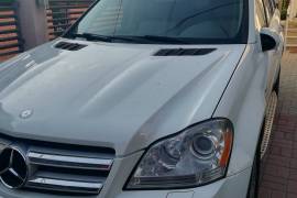 Mercedes 320GL 2009 godina