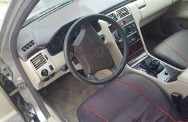 Mercedes E290 95kw 1996 godina