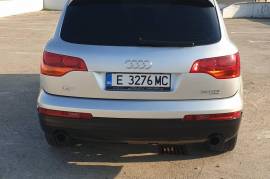 AUDI Q7 3.0 TDI 2006 GOD.