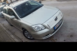 Toyota Avensis 2.0 D4D 2003 godina full oprema