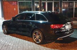 Audi A4 2.0 TDI 2009 godina