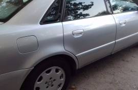 AUDI A4 1.9 TDI 1999 GOD.