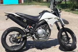 YAMAHA XT125X 2009 godina so celosen servis