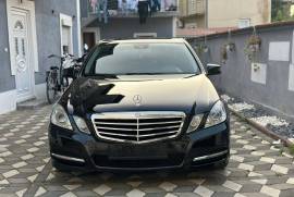 Mercedes-Benz E klasa 2010 godina full oprema